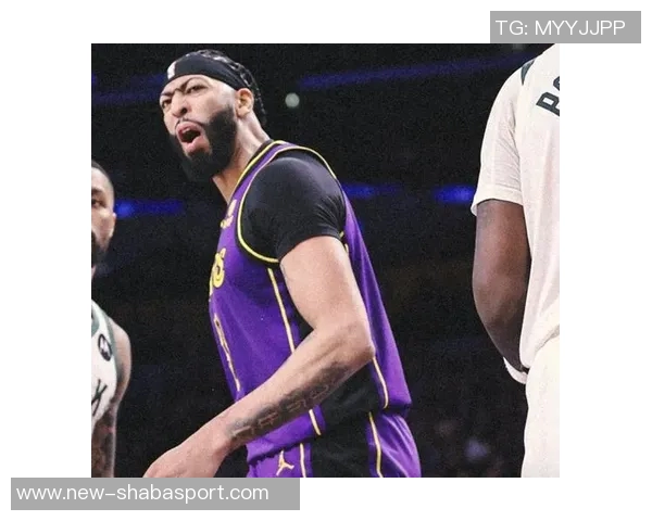 浓眉谈拉塞尔选择湖人：他愿意冒险放弃更高薪水